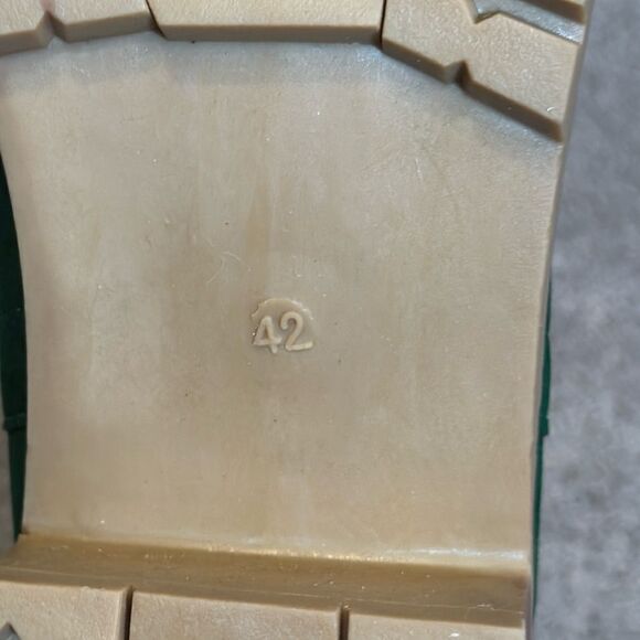 Women’s Green Short Chunky Block Heel Chelsea Boots Pull On Size 8.5 (42CN) NEW - Picture 9 of 14